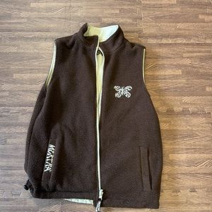 BROWN VEST TWO SIDED WITH POCKETS SIZE MEDIUM